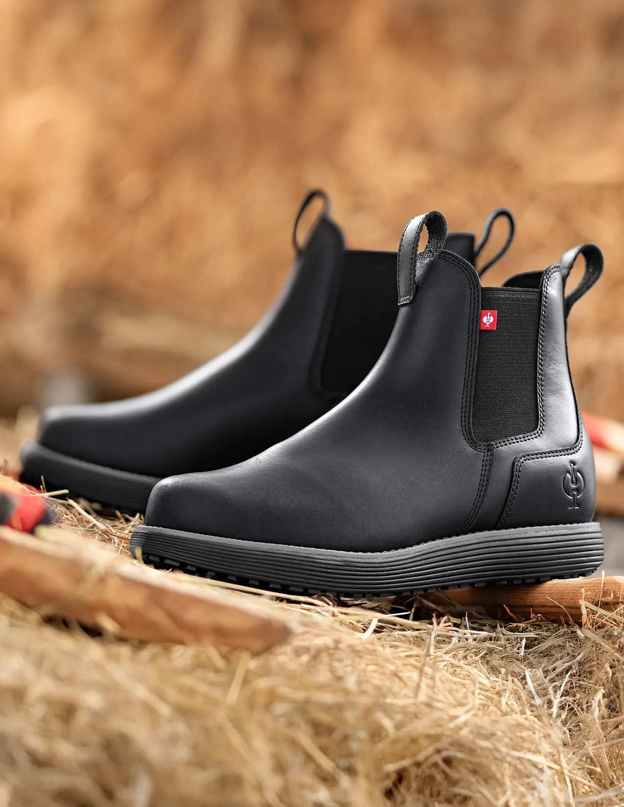 Amarillo Mid Soft Toe Chelsea Boot