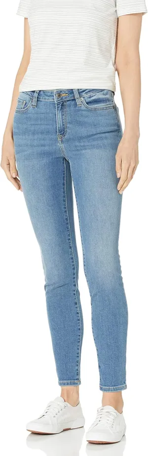 Amazon Essentials Women's Mid-Rise Stretchy Skinny Jean