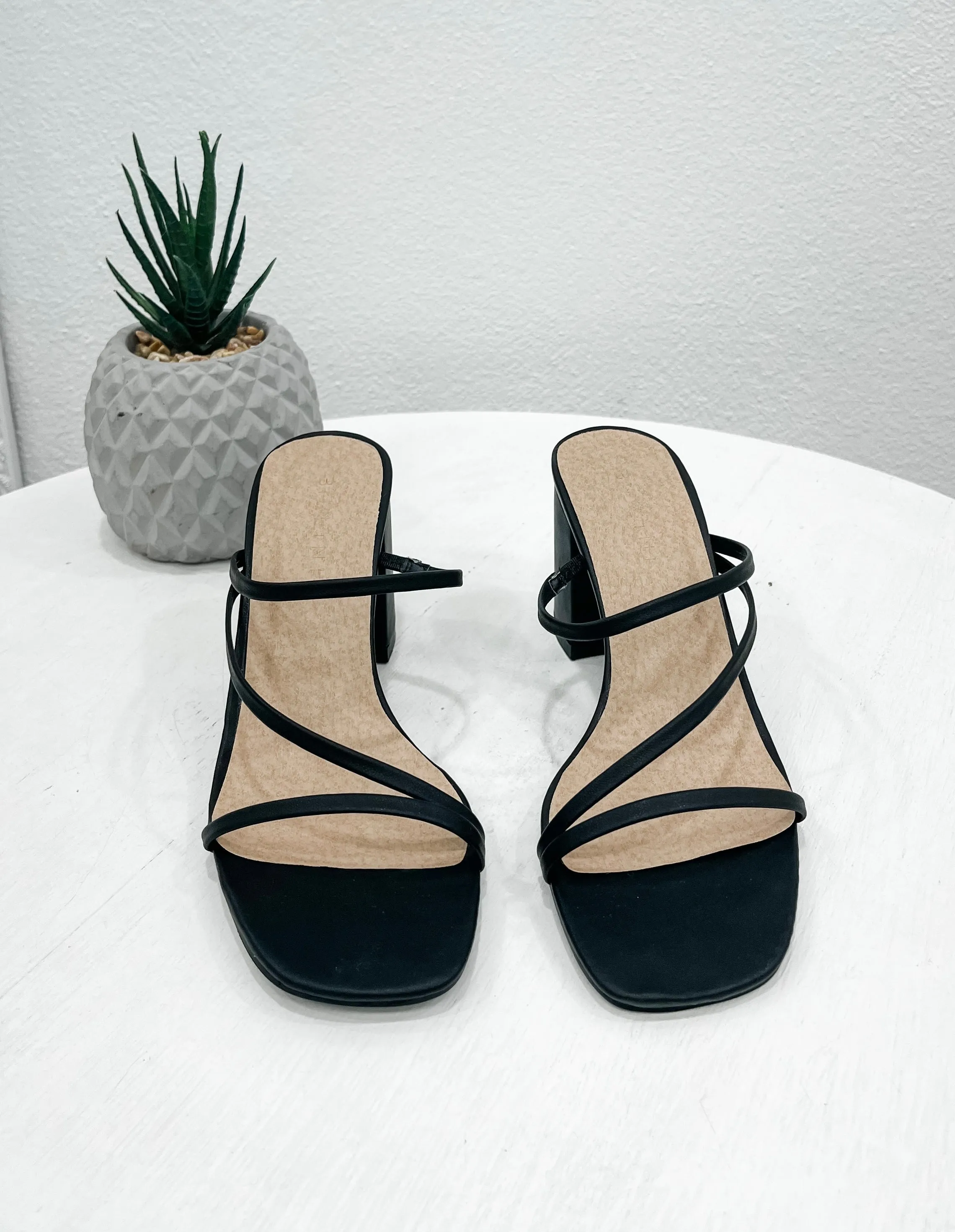 Billini Yazmin Black