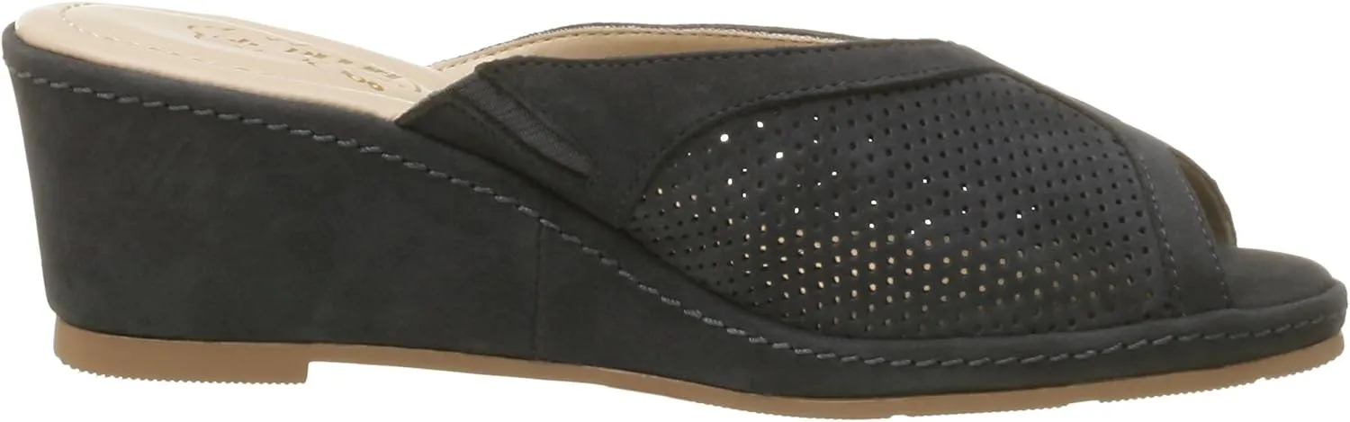 Deer Stags Women's Sue Wedge Sandal