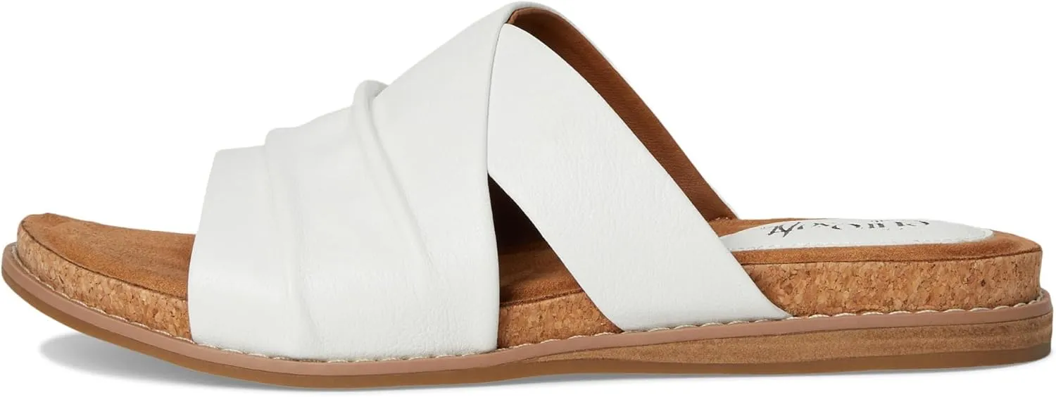 Eurosoft by Sofft Women's Elesha Wedge Sandal