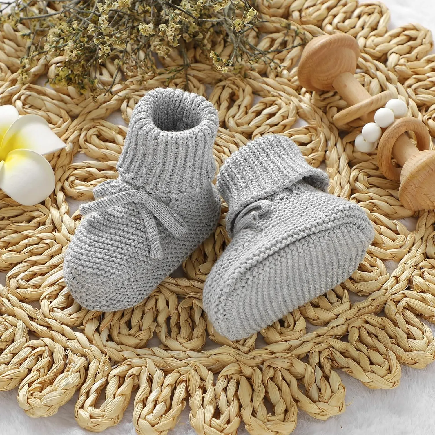 Hadetoto Baby Booties Newborn First Walkers Cozy Shoes Warm Knit Soft Booties for Toddler Infant Boy Girl