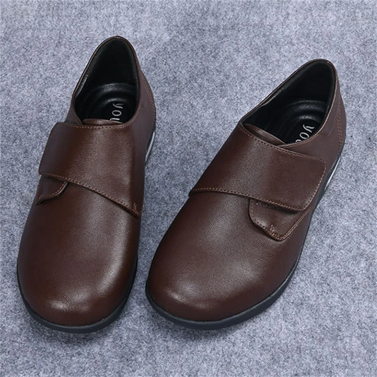 Leather Diabetic Shoes for Unisex Comfy Extra Wide Arthritis Orthopedic Edema Shoes Adjustable Large Size Walking Shoes for Elderly