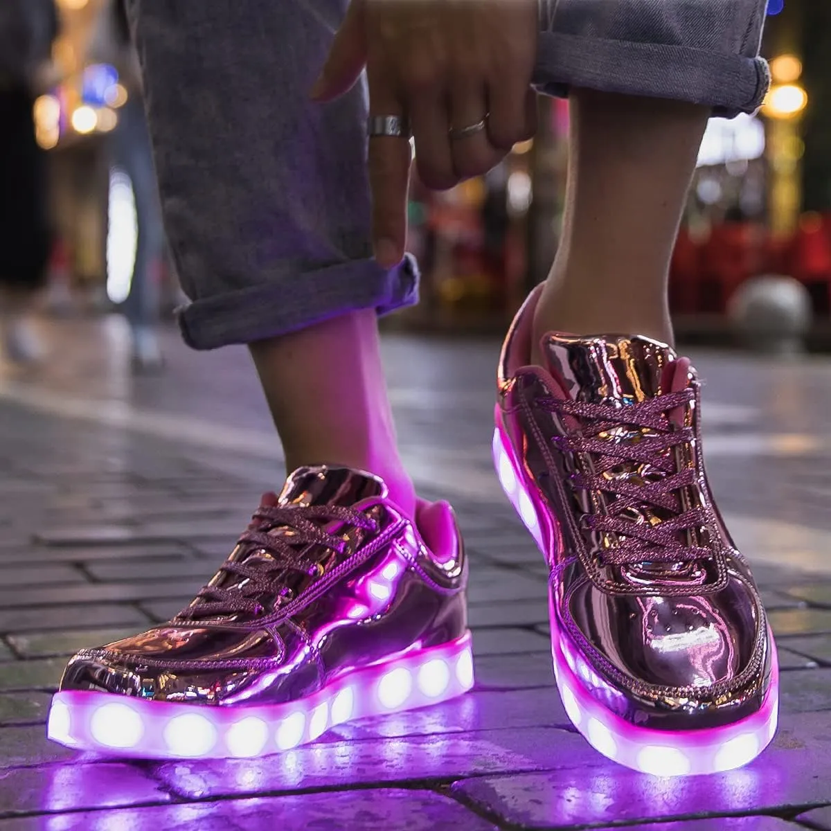 LED Light Up Shoes for Women Men Sports LED Shoes Dancing Sneakers Low-Top USB Charging Shoes for Kids