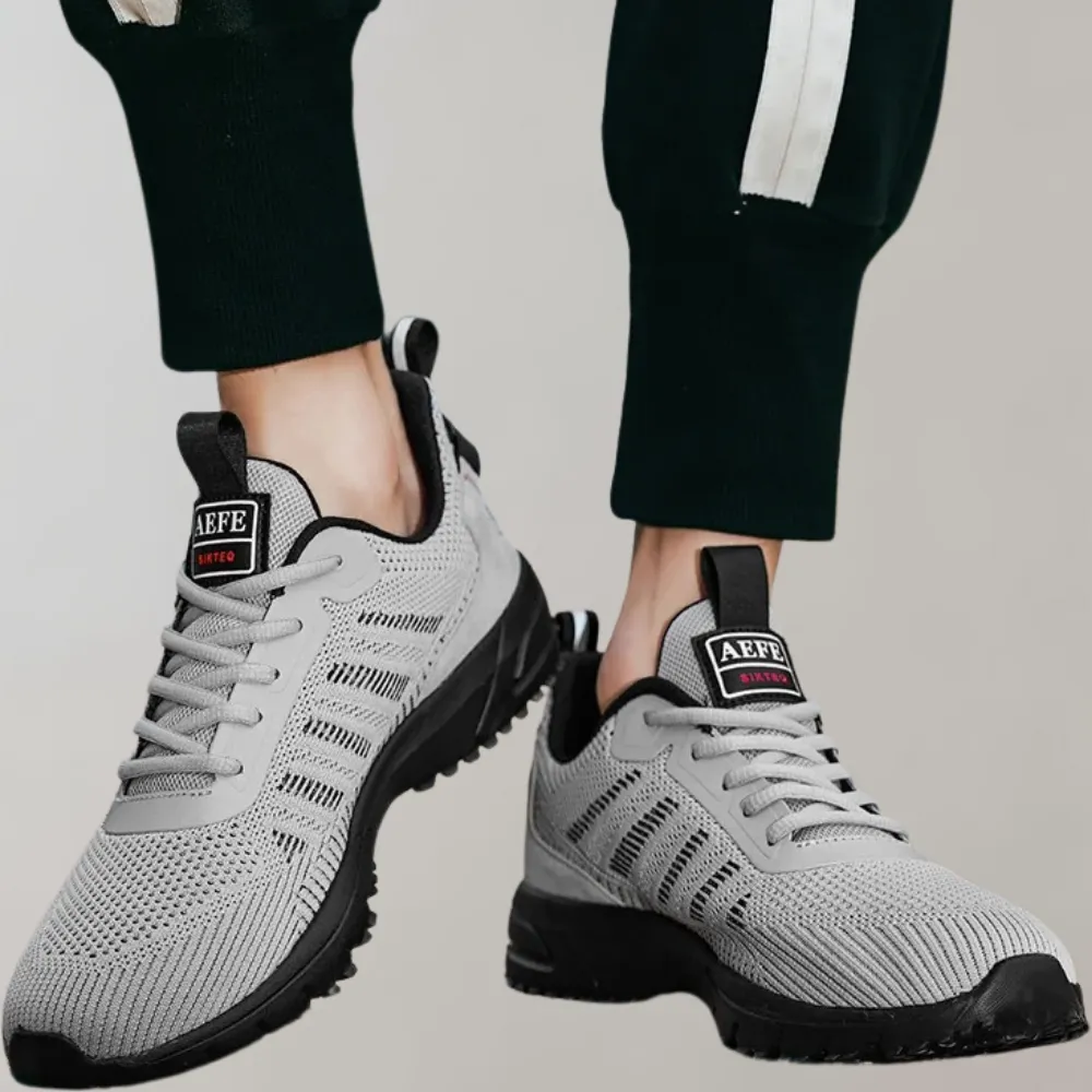 Light sports shoes
