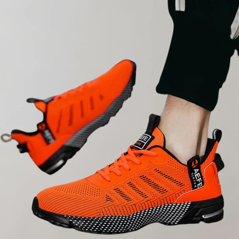 Light sports shoes