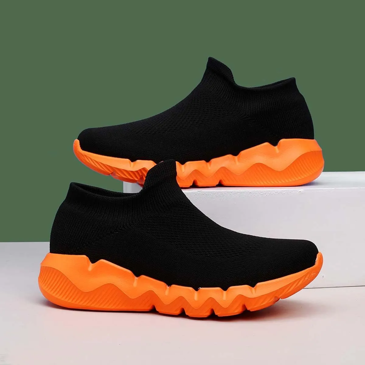 Men's Women's Knitted Mesh Fashion Breathable Ankle-High Road Running Shoes Soft Sneakers Shoes Trainers Shoes