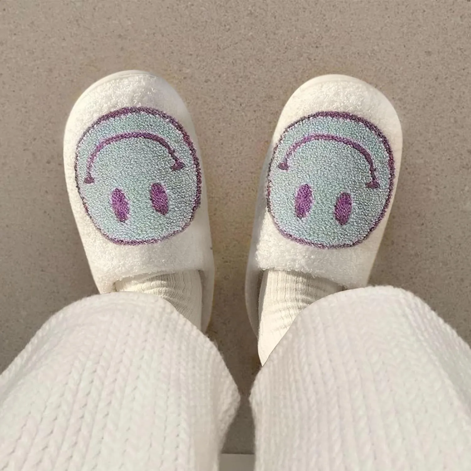 Smile Face Slippers for Women Happy face slippers Retro Soft Plush Warm Slip-on Slippers, Cozy Indoor Outdoor Slippers