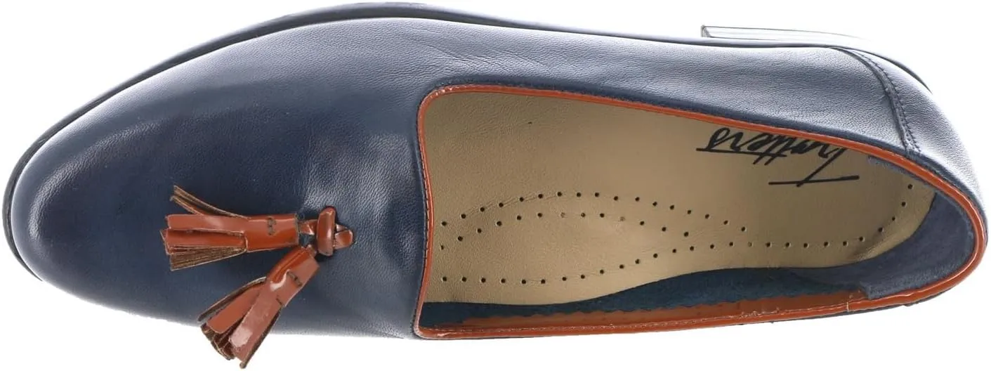 Trotters Women's Liz Tassel Loafer Flat