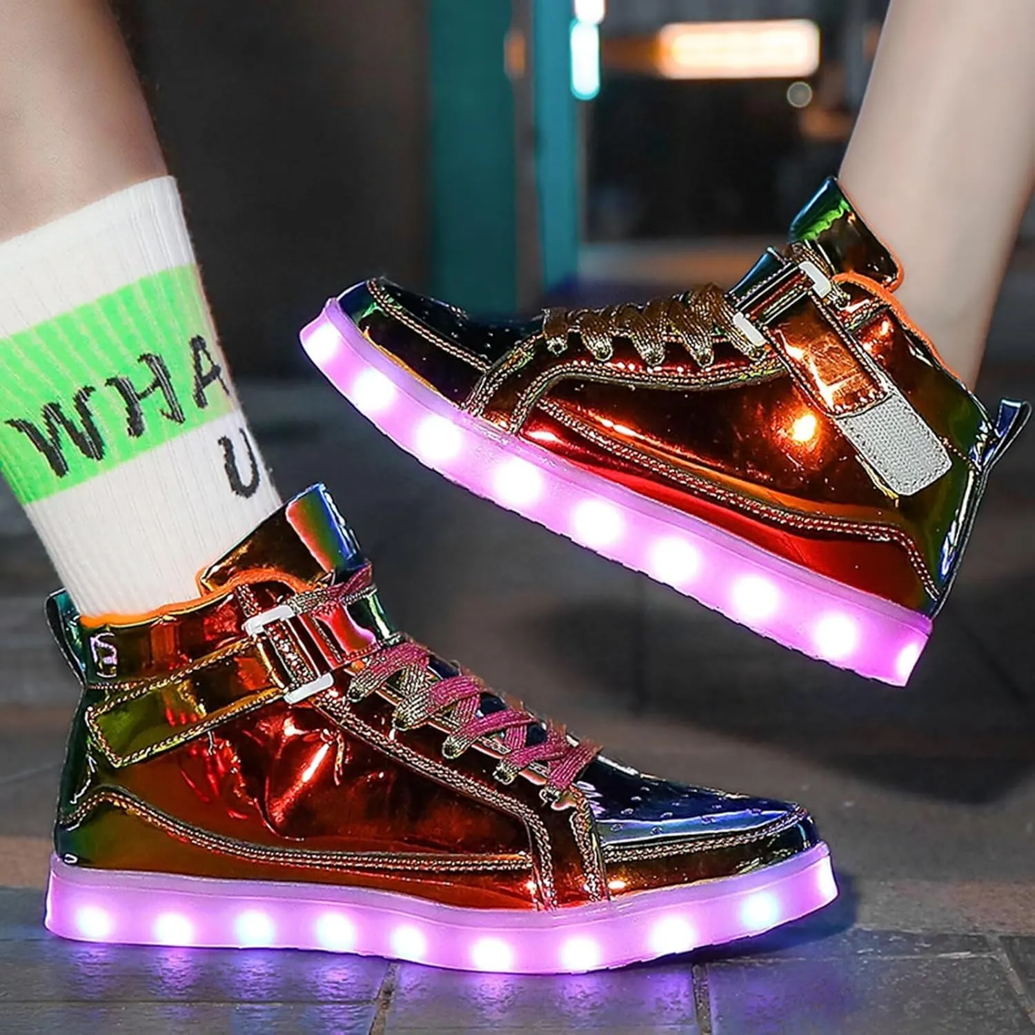 Unisex LED Light Up Shoes High Top LED Sneakers for Women Men Teens USB Rechargeable Fashion Glowing Luminous Flashing Shoes