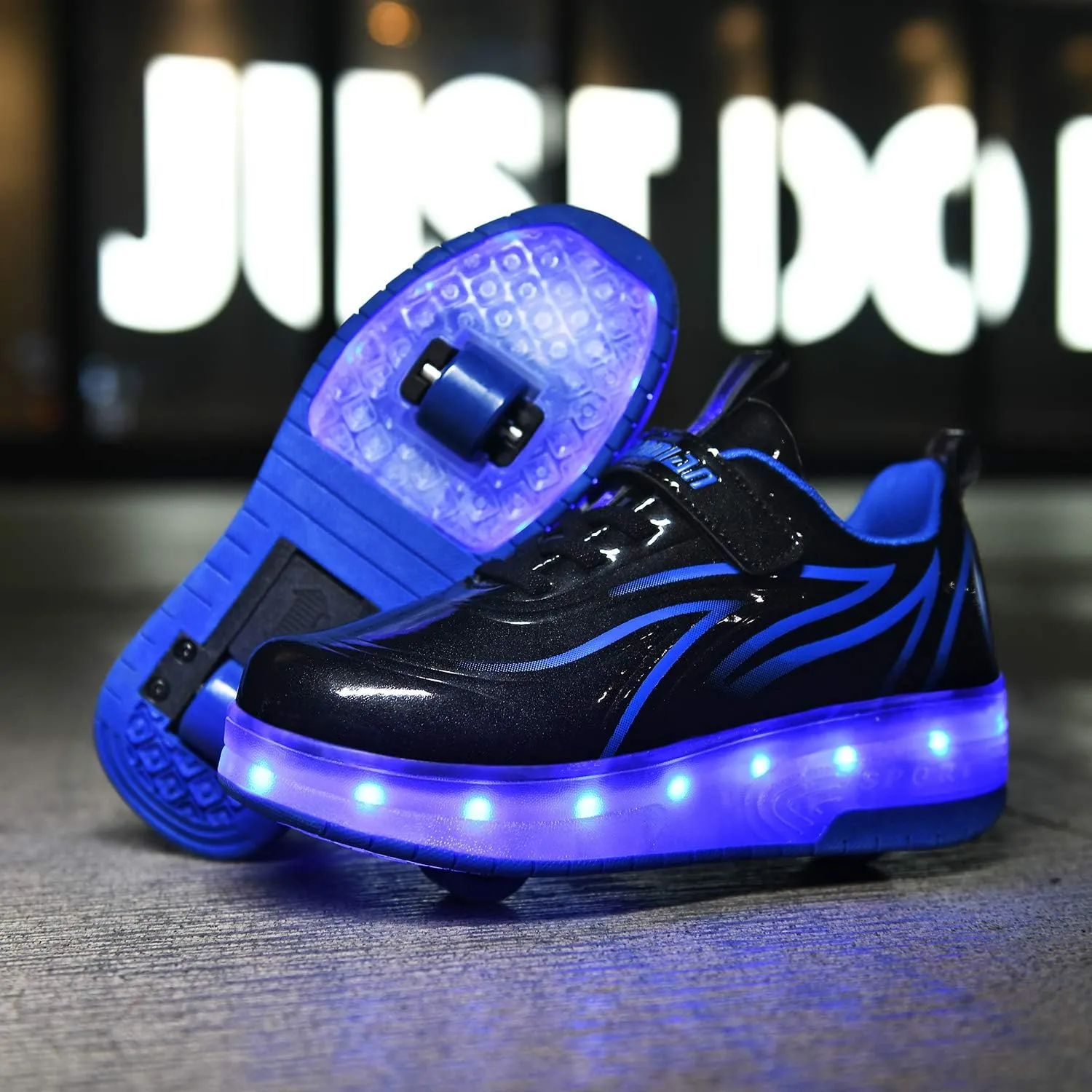 USB Rechargeable Roller Shoes Sneakers for Boys Girls Kids Gift LED Light Up Wheels Shoes Roller Skates