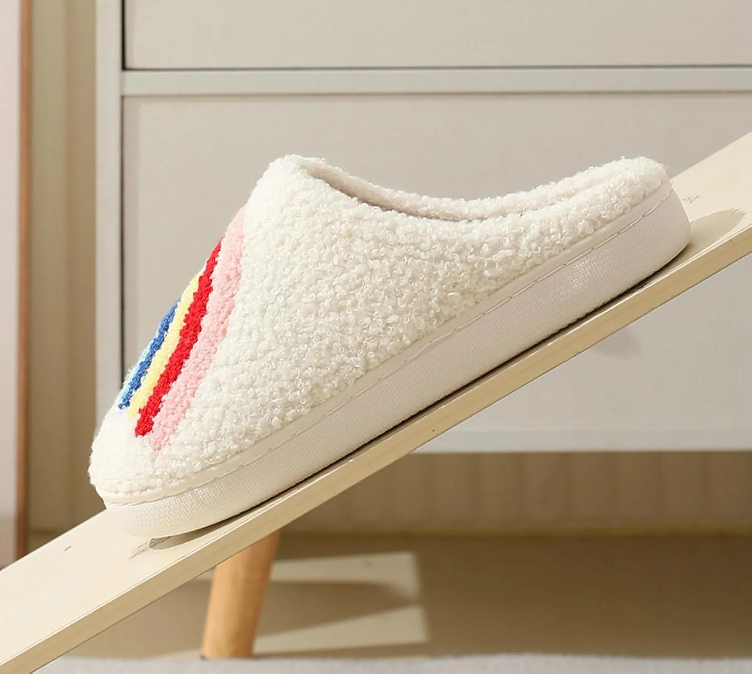 Women Slippers Cute House Slippers Strawberry Slippers Comfy Soft Bedroom Shoes Warm Fuzzy Slip-On Slippers Indoor Non-slip Plush Bedroom Slippers, E-24TX001