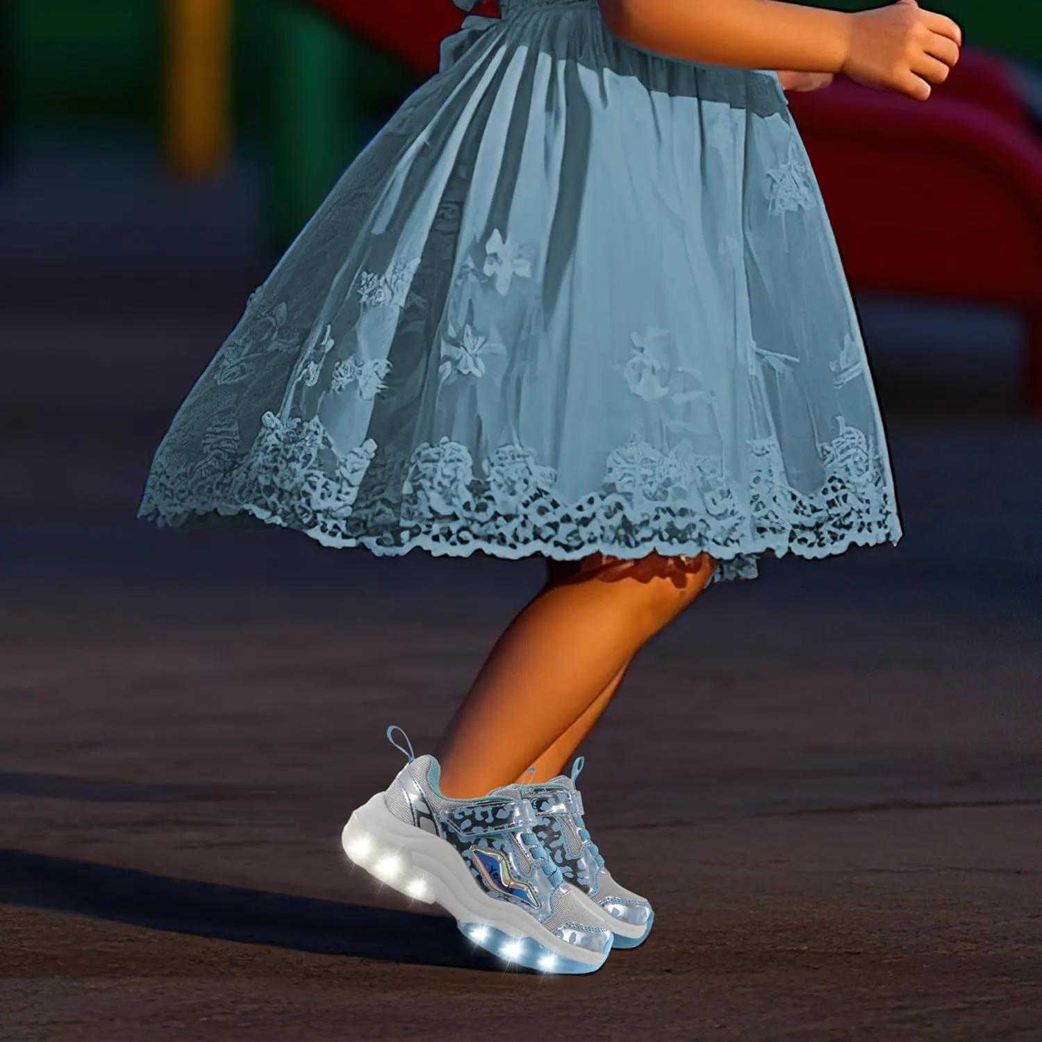 YESKIS Kids Boys Girls Light Up Shoes Lightweight Mesh Breathable Led Flashing FutuVibe Running Sneakers for Little Kid and Big Kid