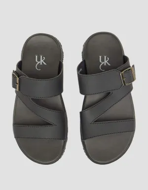 Yongki Komaladi Buckle Sandal Slipper Pria